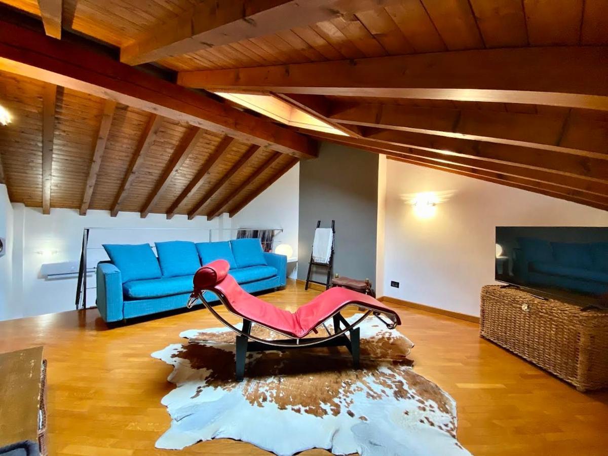 Apartamento Piccolo Rifugio Con Parcheggio Privato Gratuito Bérgamo Exterior foto