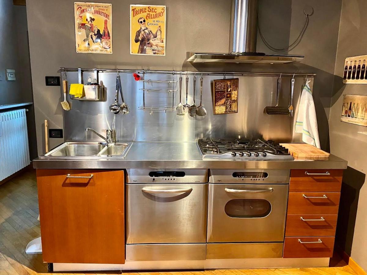 Apartamento Piccolo Rifugio Con Parcheggio Privato Gratuito Bérgamo Exterior foto