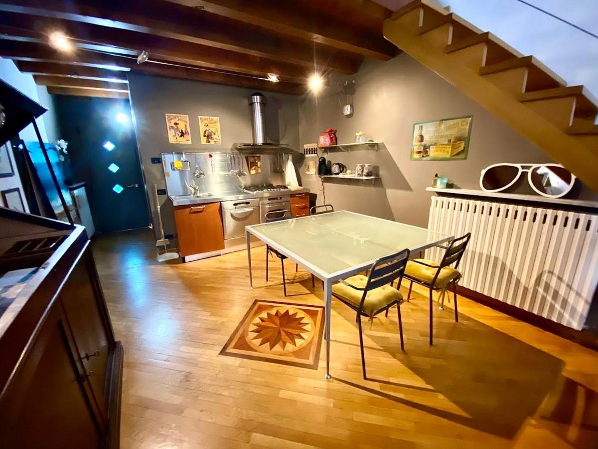Apartamento Piccolo Rifugio Con Parcheggio Privato Gratuito Bérgamo Exterior foto
